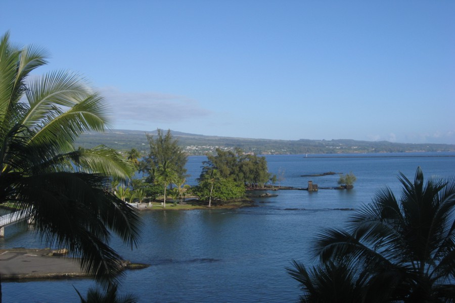 ../image/hilo hawaiian - hilo bay 3.jpg